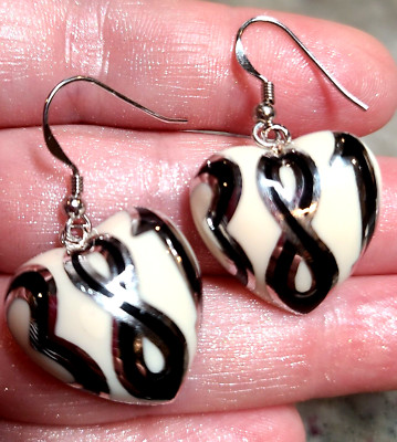 ALAN K DESIGNO EARRINGS 381 I LOVE YOU BLACK WHITE NEW RARE