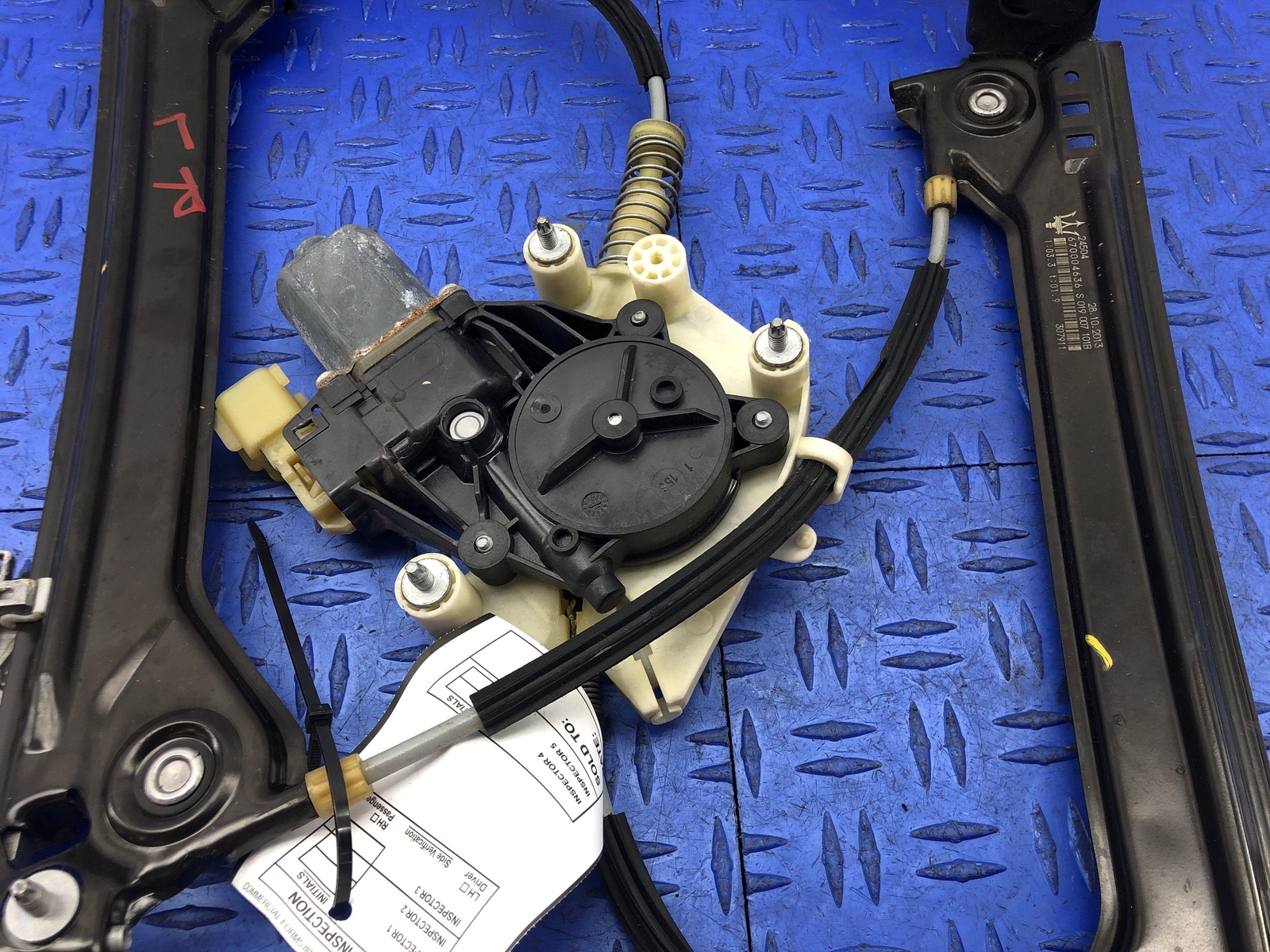 2014 - 2019 MASERATI GHIBLI M157 REAR LEFT REAR DOOR WINDOW REGULATOR W/MOTOR