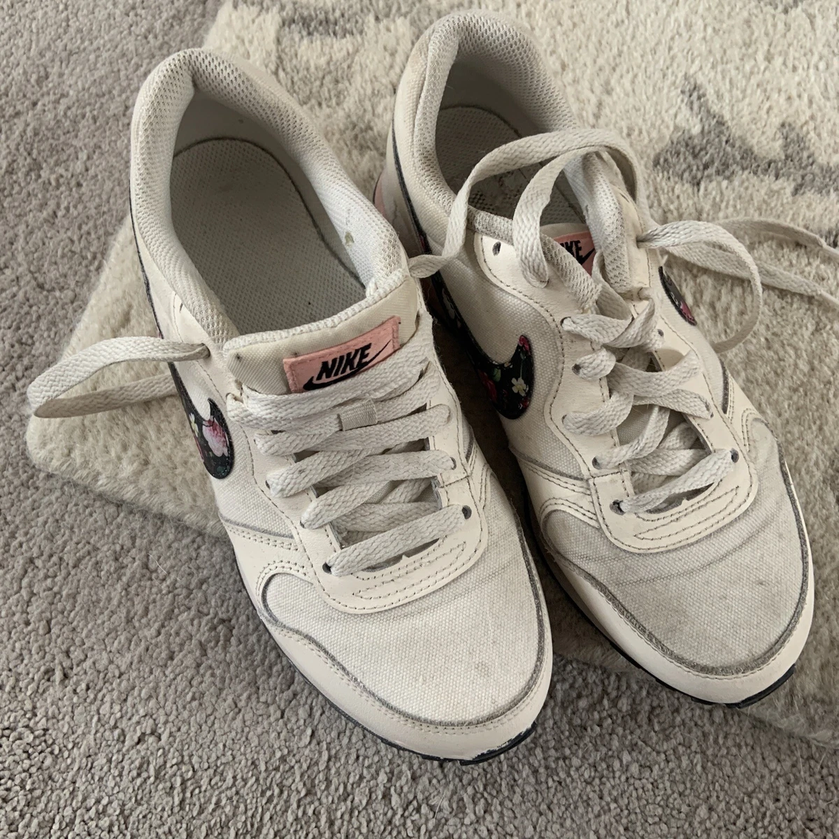 Nike trainers 2024 size 3