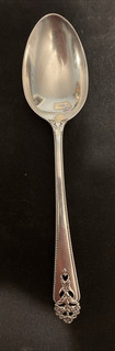 Vintage International Sterling Silver Queens Lace Serving Spoon 8 1/2"