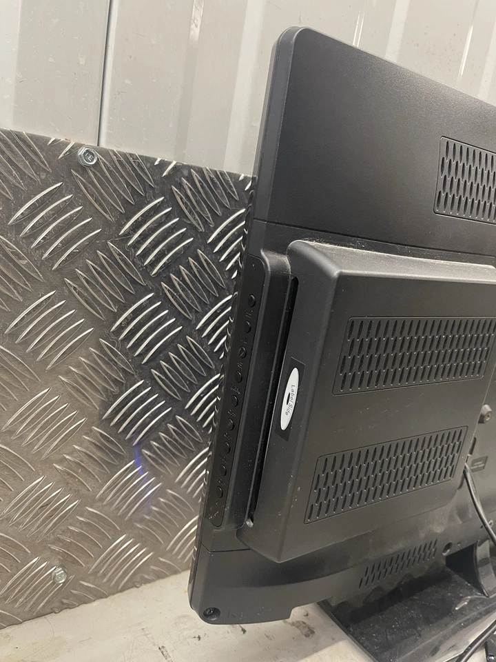 Polaroid TV 22" Inch Television DVD Player Combo Freeview Remote Caravan Gaming - Image 4 of 4