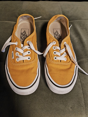 Vans Authentic Shoes Women Size 6 Yellow White Athletic Putdoor Lace Up Casual 