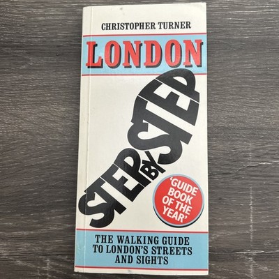 London Step by Step By Christopher Turner. 9780330288149