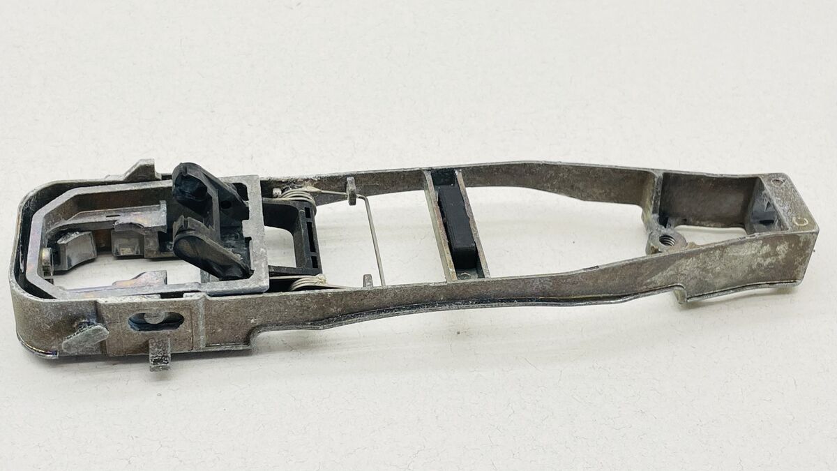 1998-2010 Volkswagen Beetle Exterior Door Handle Base 1998-2010 Volkswagen Beetle Exterior Door Handle Base