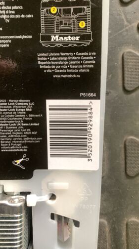 Master Lock Excell Laminated Steel 50mm Padlock 38mm Shackle - M5EURDLF - Picture 4 of 4