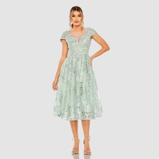 MAC DUGGAL Green Embroidered Cap Sleeve A Line Dress 10