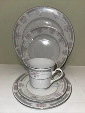 Dynasty Fine China Floral Colleen 5pc Single Place Setting Platinum Trim
