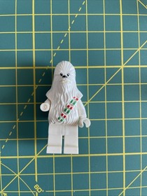 LEGO Star Wars Advent Calendar Set 75146-1 Subset Day 24 - Snow Chewbacca Damaged