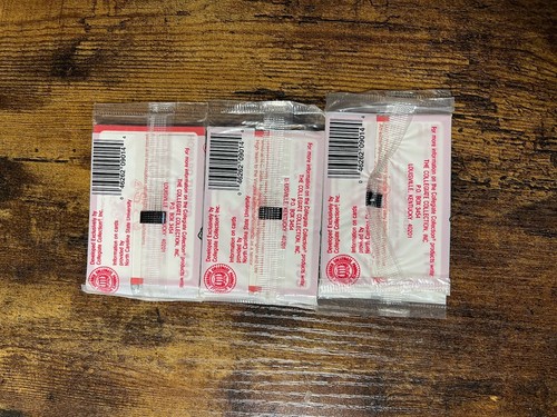1989 NC STATE BASKETBALL FOOTBALL TRADING CARDS 3 SEALED PACKS COLLEGIATE - Picture 2 of 2