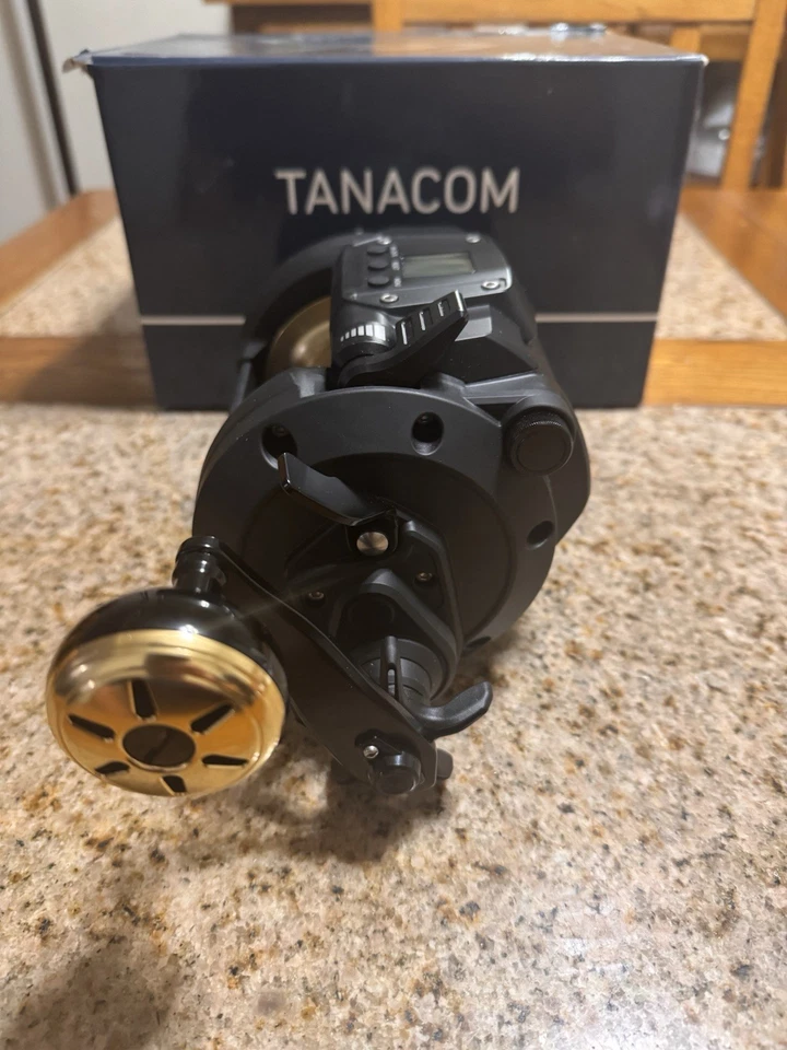 Carrete eléctrico Daiwa Tanacom 1200 Power Assist - TANACOM1200 Foto 4 de 4