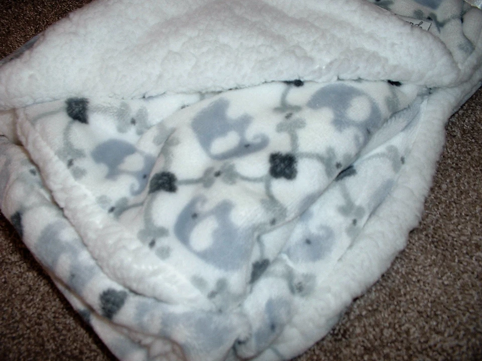 Blankets & Beyond Baby Elephant Sherpa Fleece Pink Blue and Gray Infant NWT VHTF - Image 4 of 4