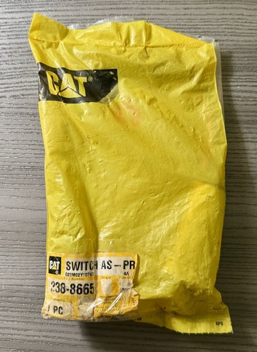 CAT Caterpillar OEM Part 238-8665: PARKING BRAKE AIR PRESSURE SWITCH - New