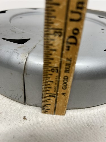 Vintage 1950’s Metal NOS Ceiling Fixture Base, 2 Box Covers Unpainted 6”Fitting - Picture 9 of 11