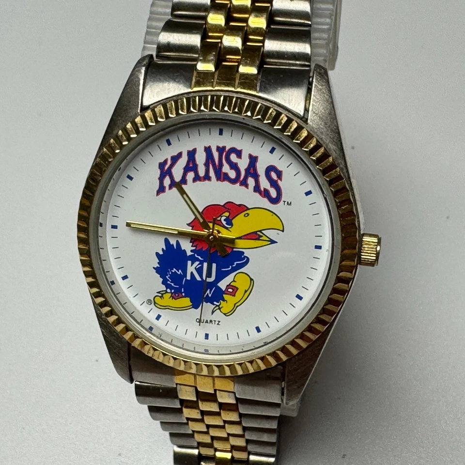 Reloj de Cuarzo Nelsonic Kansas U Vintage Hombre Doble Tono Bisel Acanalado Batería Nueva 8" Foto 2 de 4