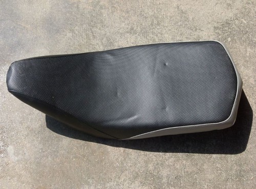 Housse pour volet roulant Minny en nylon noir
