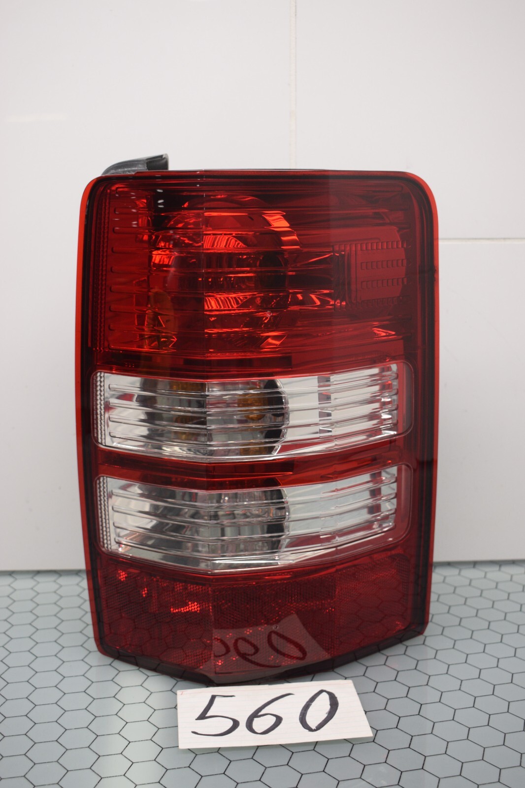 08 09 10 11 12 Jeep Liberty PASSENGER Side Tail Light Used Rear Lamp #560-T