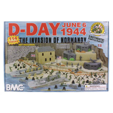 BMC 40009 WW2 D-Day Plastic Army Men - Invasion of Normandy 114pc Boxed Playset
