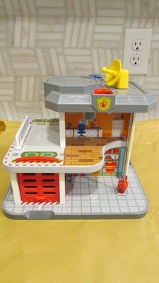 Hape Germany Heavy Wood Childs Emergency Services HQ Toy w Helipad + Jail Lights