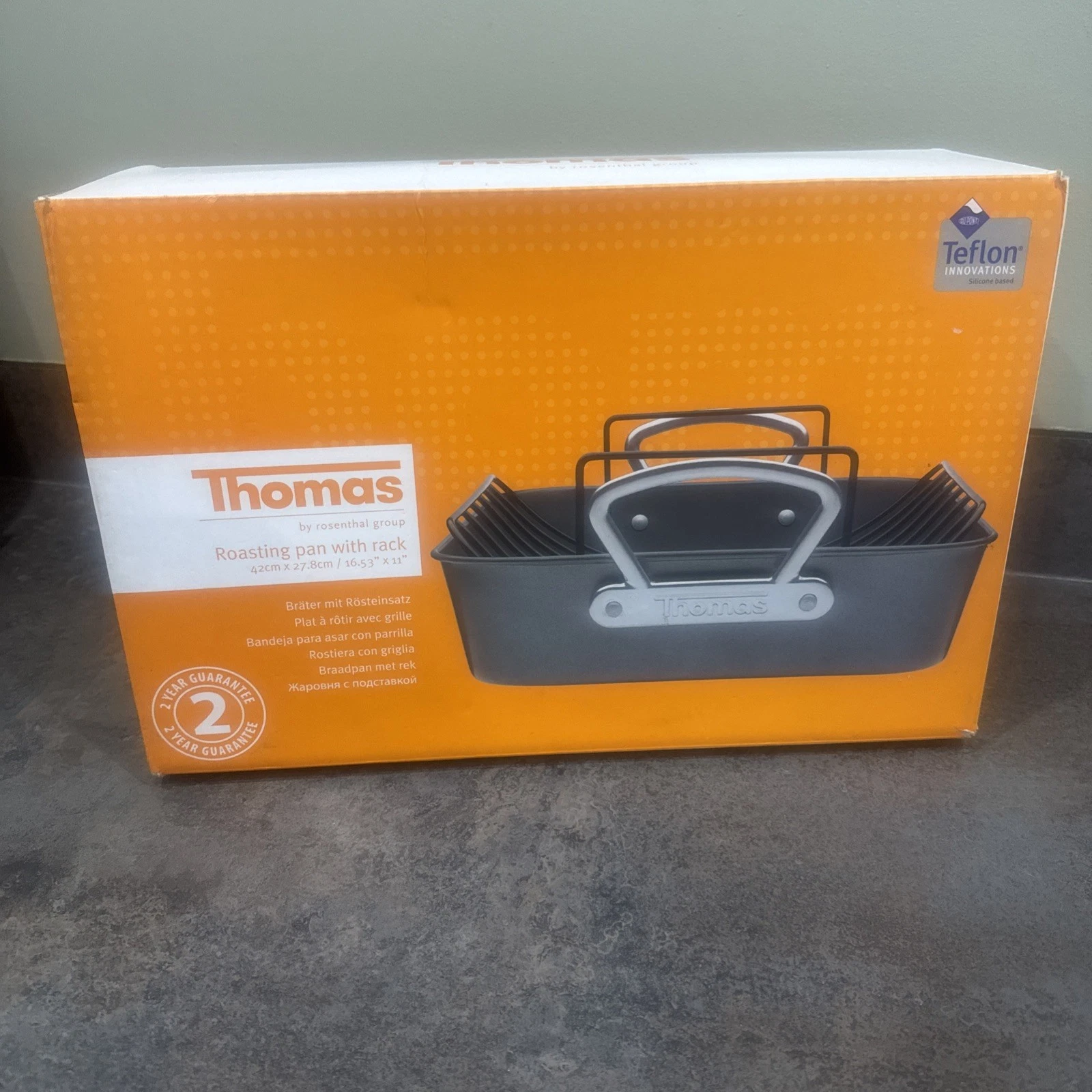 Thomas Roasting Pan With Rack, Teflon Coated, 42 x 27.8 cms, Never Used
Opens in a new window or tab