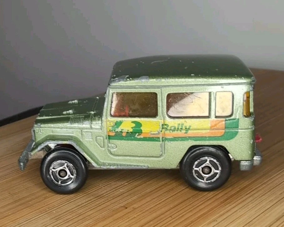 Toyota Landcruiser verde Majorette diecast #277 sin remolque (ver estado)  Foto 3 de 4