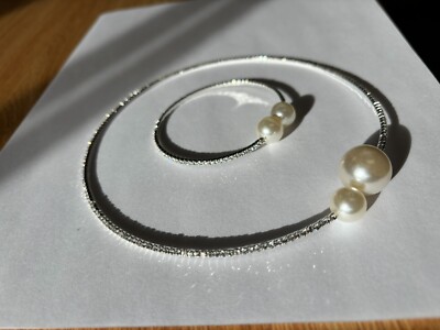 Big and Small Pearl and Glaring Silver Necklace and Bracelet