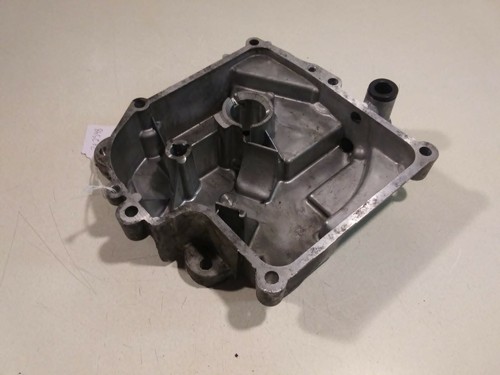 OEM BRIGGS AND STRATON ENGINE CRANKCASE CYLINDER BLOCK SUMP COVER 392548 - Picture 4 of 4