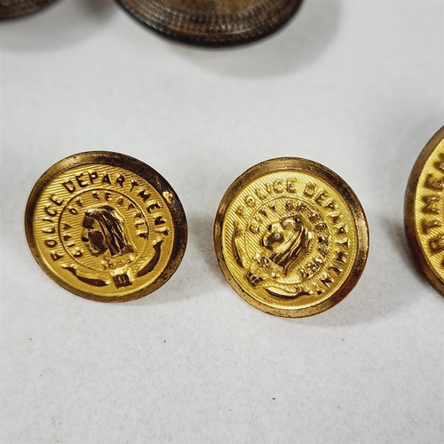18 Vintage Metal Uniform Buttons Seattle Police, RCAF, GAR, Army - Picture 7 of 14