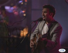 Himesh Patel Yesterday Autographed Signed 8x10 Photo ACOA