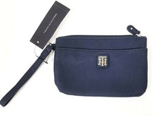 NEW TOMMY HILFIGER NAVY BLUE VINYL,SILVER LOGO,TOP ZIP WRISTLET,WALLET,CLUTCH