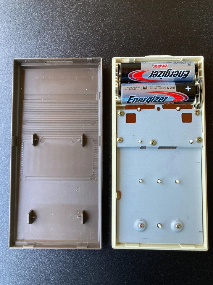 Vintage SHARP ELSI MATE EL-220 Auto Power Off Calculator - Image 3 of 4