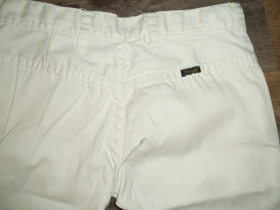 Jeans Wrangler® Bell-Bottom años 70 • Jr talla 3-5 • Blanco • Hecho en EE. UU. • De colección Foto 4 de 4