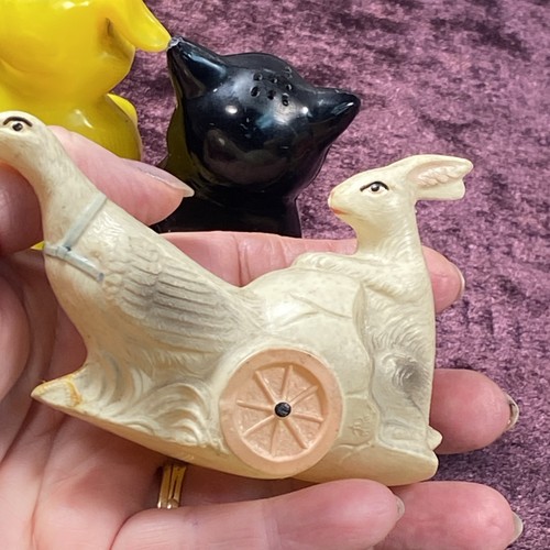 Menge 5 alte Kunststoff Tiere - F&FShakers Katze Hund Rabbitpeepgoosej310 - Bild 16 von 21