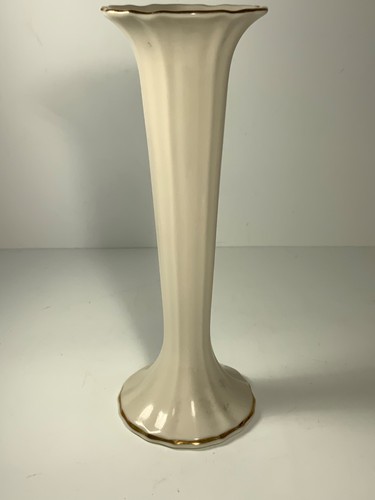 Vintage 1980s Lenox Symphony Bud Vase 9.25 in. - Picture 2 of 8