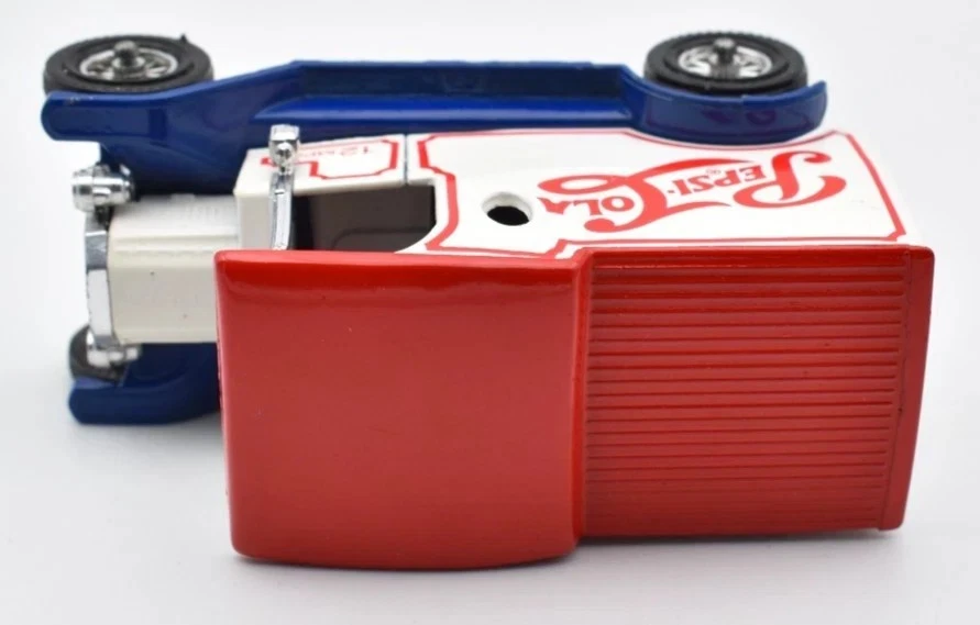 Matchbox MoY Yesteryear Y12 Ford Model T Pepsi Cola 1912. Piastra di base... - Immagine 3 di 4