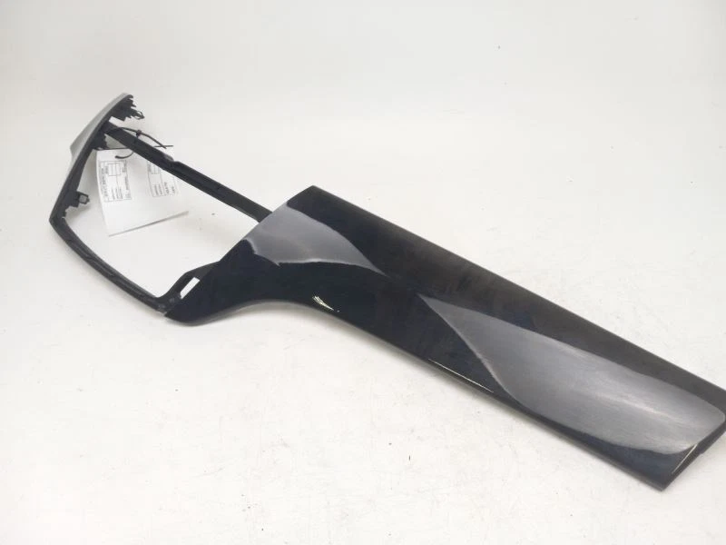 Mercedes-Benz ML63 2012 AMG bisel de tablero 47237 Foto 4 de 4