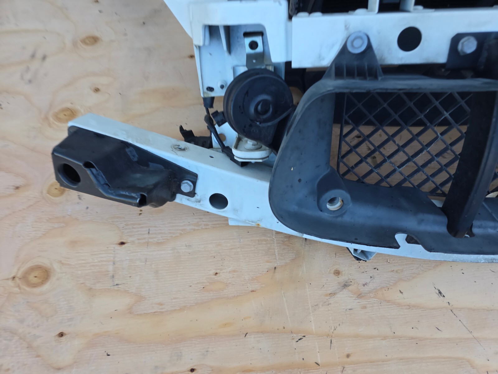RADIATOR CONDENSER ENGINE FAN CLIP OEM 74K 13-16 MASERATI GHIBLI S QUATTROPORTE