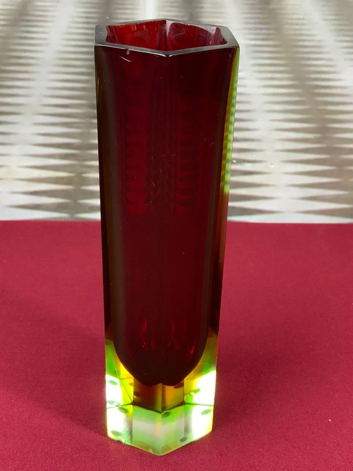 MASSIVE HEXAGONALE VASE AUS GLAS RUBIN ROT 0,8kg 20,5cm HOCH - Bild 2 von 4