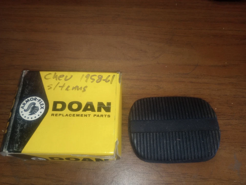 Almohadilla de pedal de repuesto Doan 3039 Chevrolet Chevy Standard Trans 1958-70 Foto 2 de 4