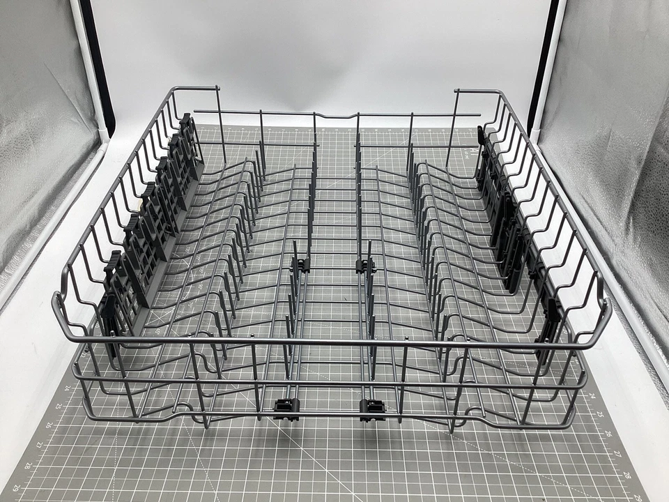 原始设备制造商 A00239833 Upper Dishrack Assy 适用于 Electrolux EI24ID81SS0A 洗碗机 — 第 3/3 张图片