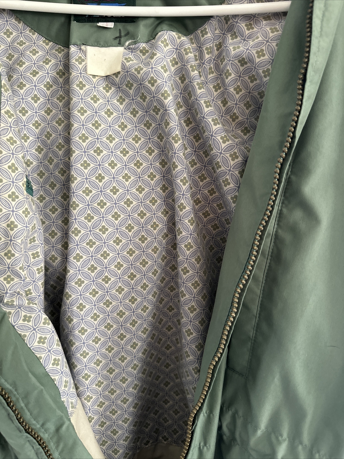 LL Bean Spring Jacket Woman’s Medium - image 2