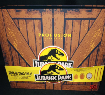 Jurassic Park Profusion Cosmetic Make Up Set-new For 2023 Walmart Exclusive NIB