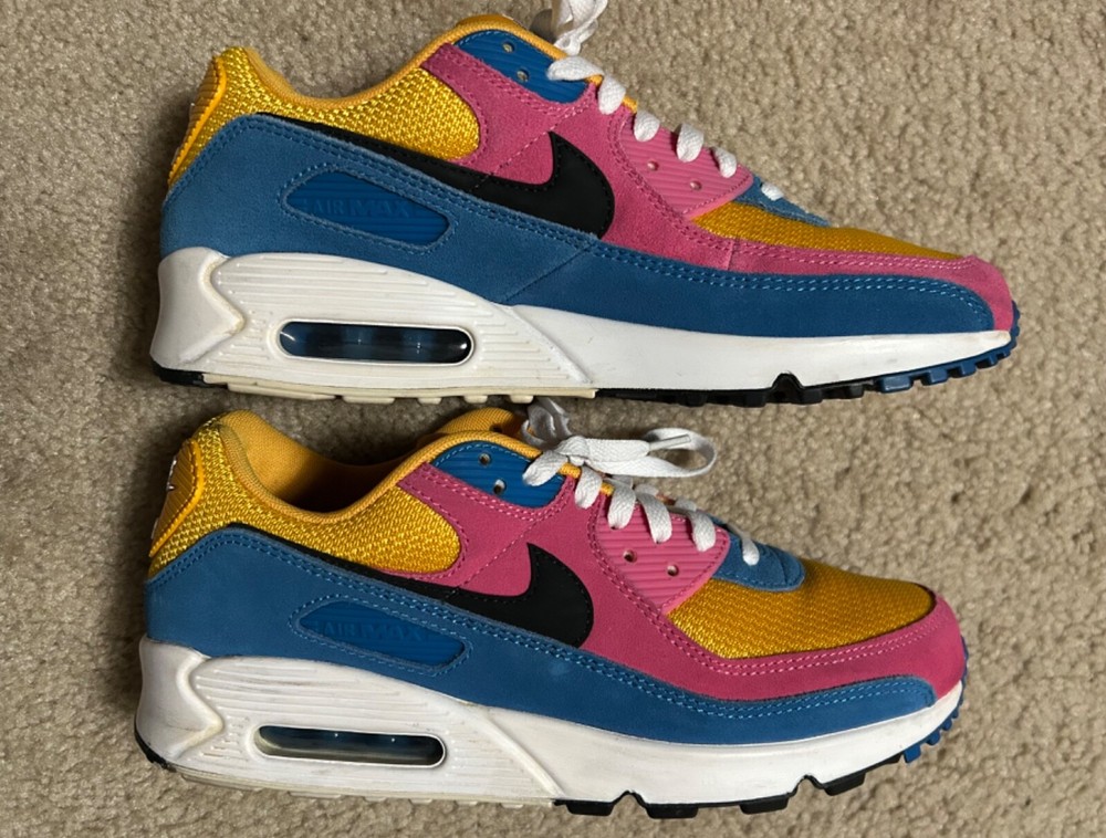 Nike Air Max 90 Mens Size 10 Multicolor Athletic Shoes Style CJ0612-700