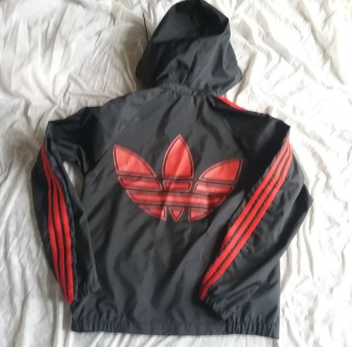 De Colección Adidas Orginals Trébol Negro Rojo Cazadora capucha para hombre  Pequeño | eBay