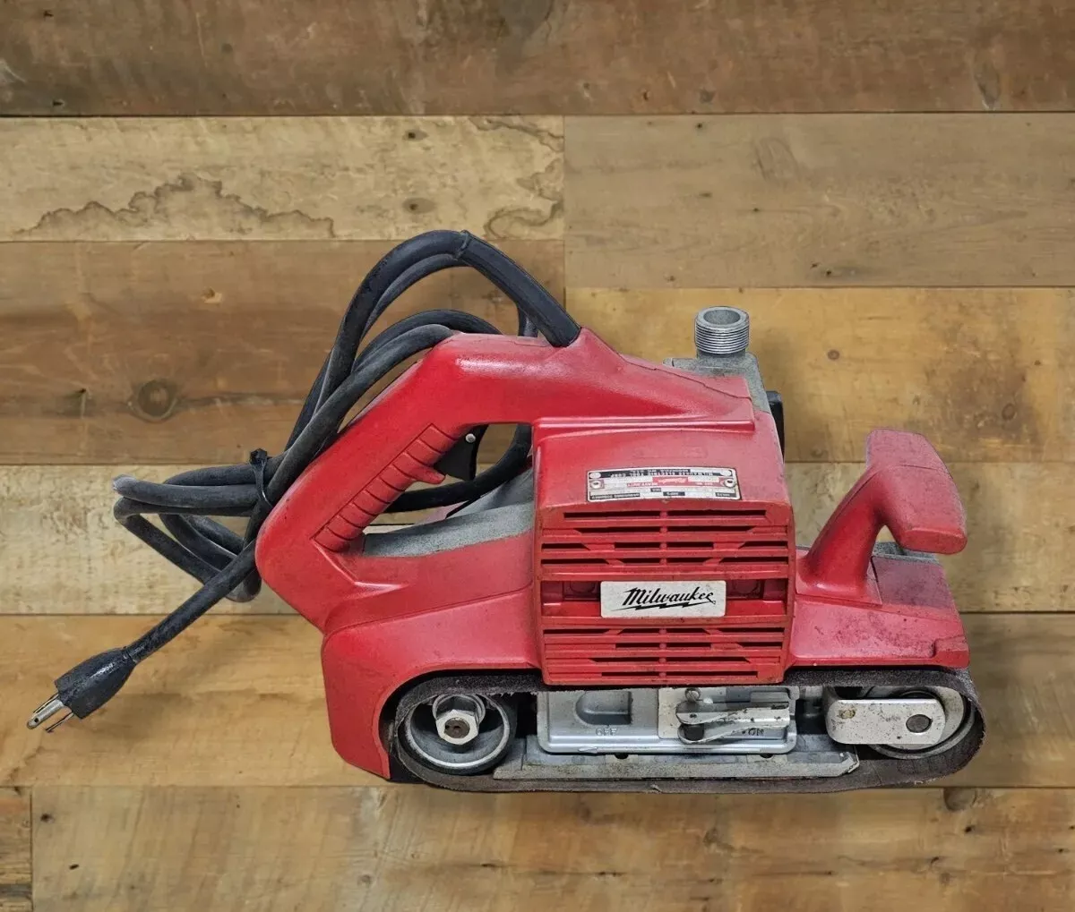Milwaukee belt sander 5900 deals