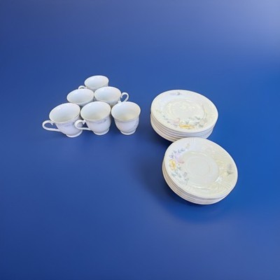 China Pearl Mona 8722 Kaffeeservice 18-tlg 6 Personen Blumen Fine China