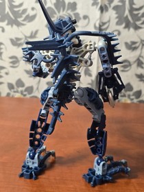 Lego Bionicle Piraka Vezok Figure Complete W/ Helmet From Lid And Spheres 8902
