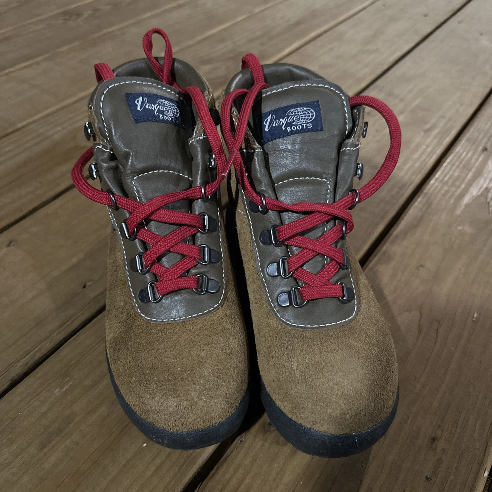 XLNT Vintage Vasque Leather Hiking/Backpacking Boots women’s 7M- worn once