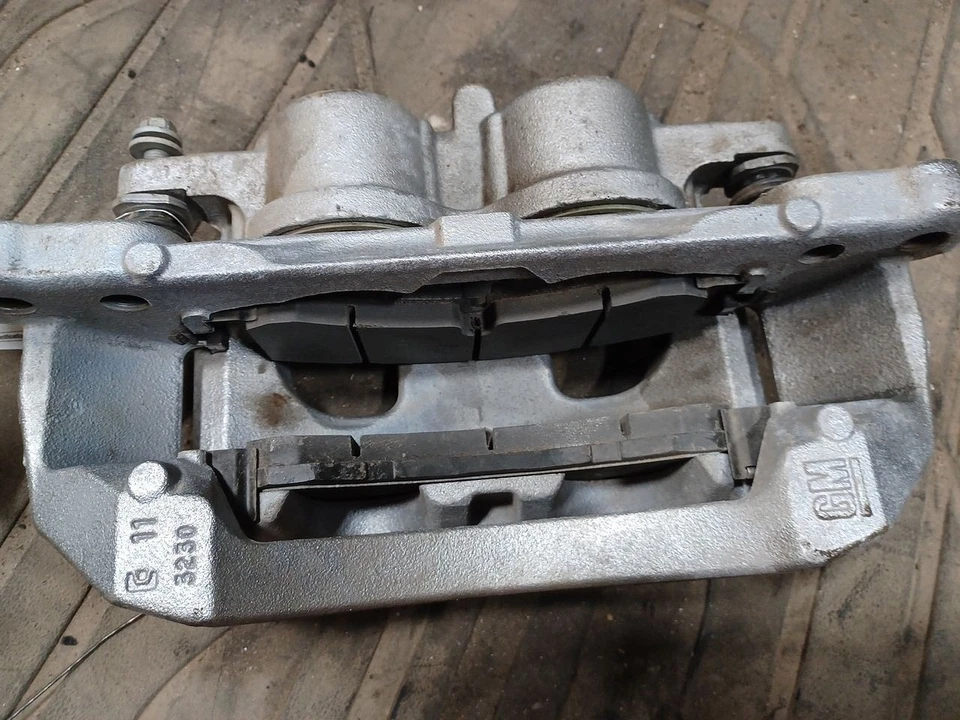 Passenger Right Front Caliper For 2024 GMC Hummer EV 3001383 - Image 3 of 4