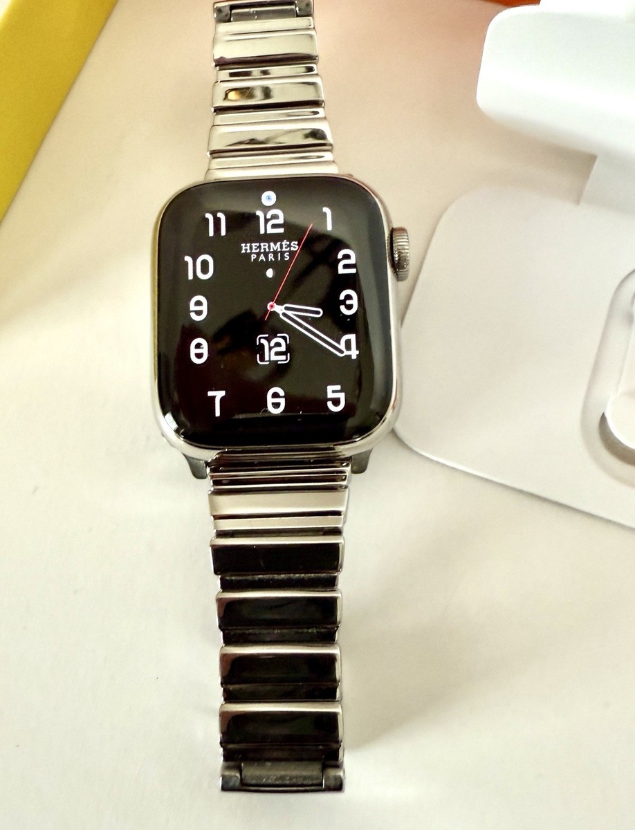 2137 未使用　Apple Watch エルメス　series8 シルバー HERMES エルメス アップルウォッチ Apple Watch Series8 GPS+