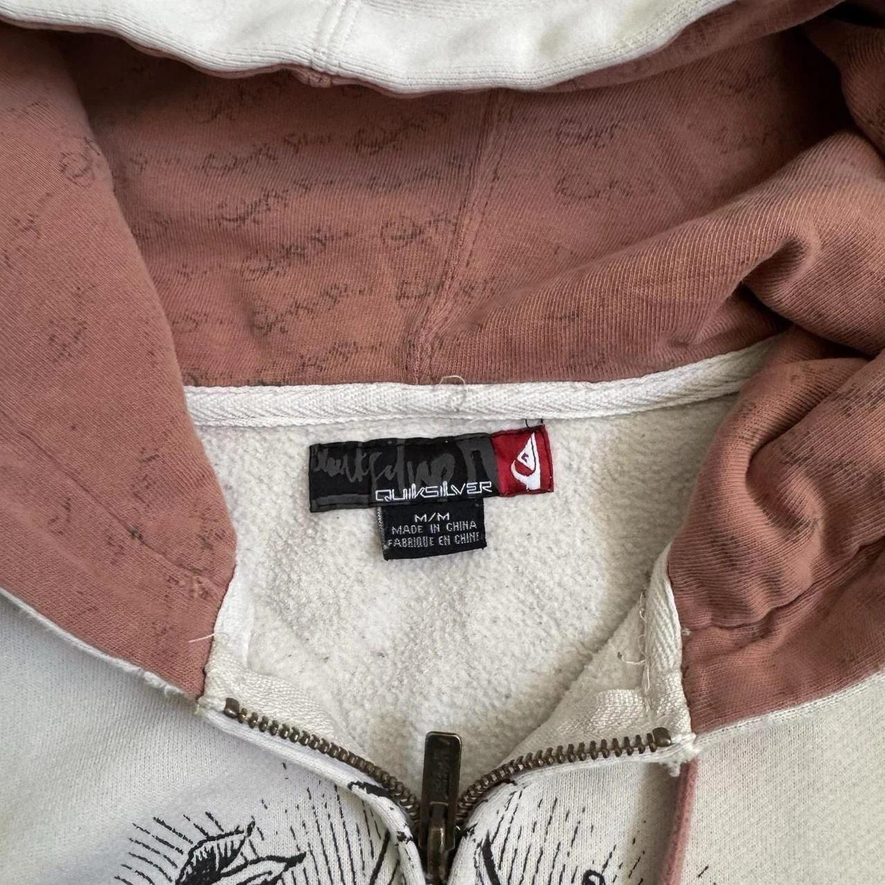 OFF WHITE Felpa con cappuccio e zip vintage Y2K Quiksilver crema rosa invecchiata taglia M ricamata